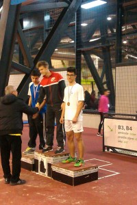 Filip Galar prima zlatnu medalju