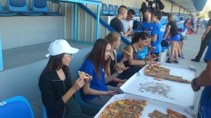 Zaslužena gigante Pizza nakon natjecanja