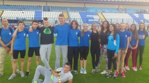 Ekipa s peharom za 2. mjesto