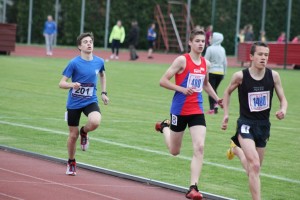 Hrabar trkač Tvrtko na 800m