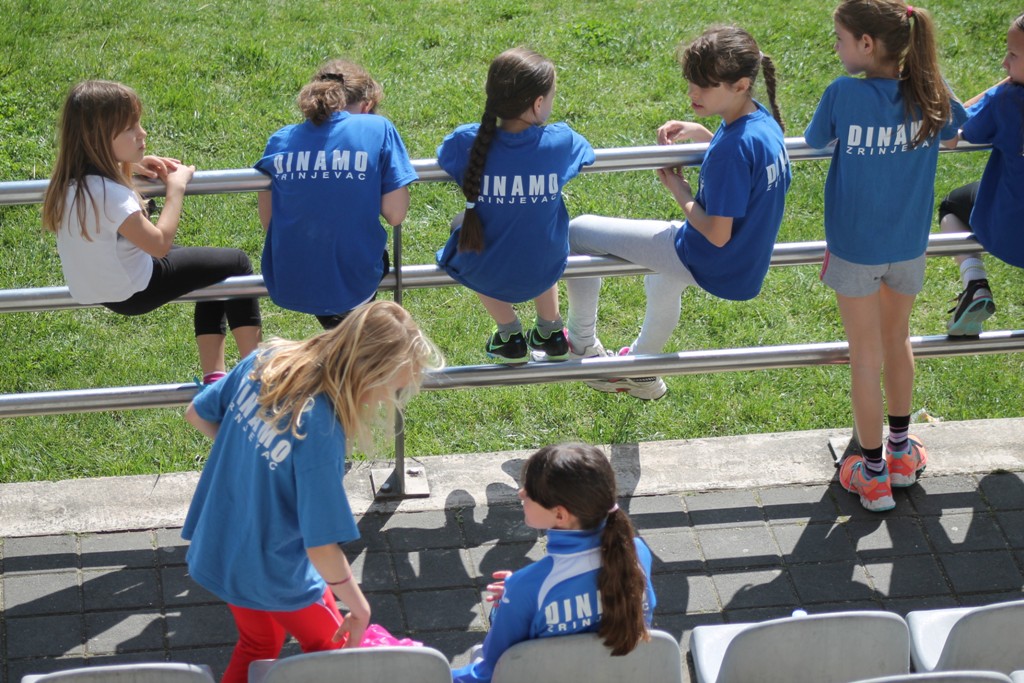 Angry blue birds, kao ljute plave limačice koje su u vodstvu