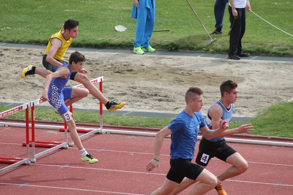 Galar ovog puta ispred Zetića na 110pr.