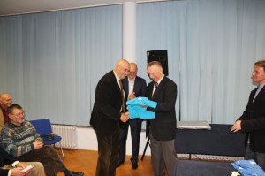 Ivan prima jednu od nagrada u svom najdražem kliubu