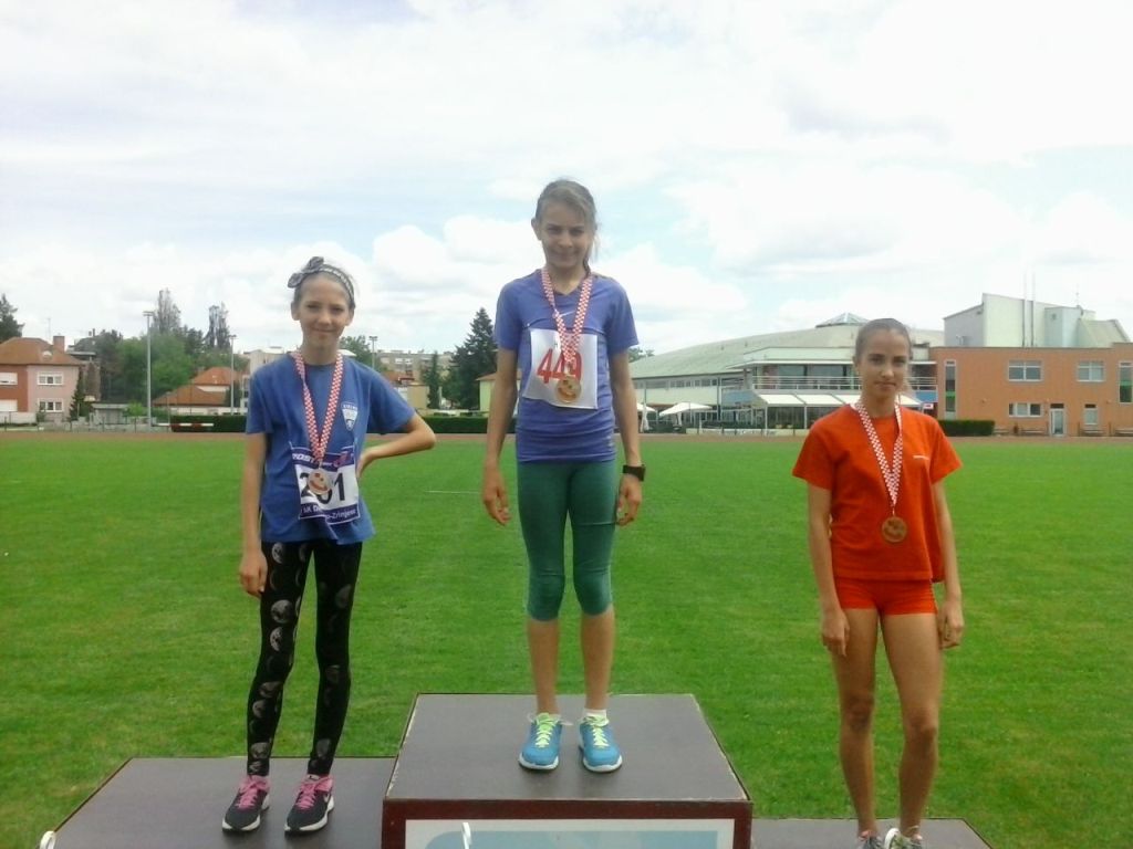 N.Švenda sa svojom prvom medaljom na PH.