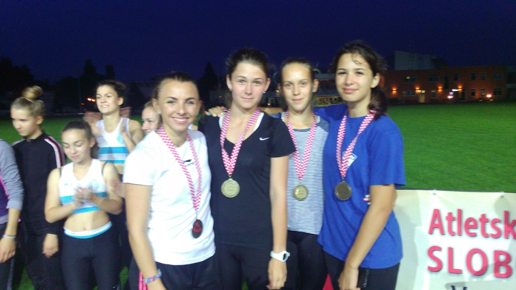 Brončana štafeta 4x100 (Grd, Rožmarić, Nemanić, Pešić)