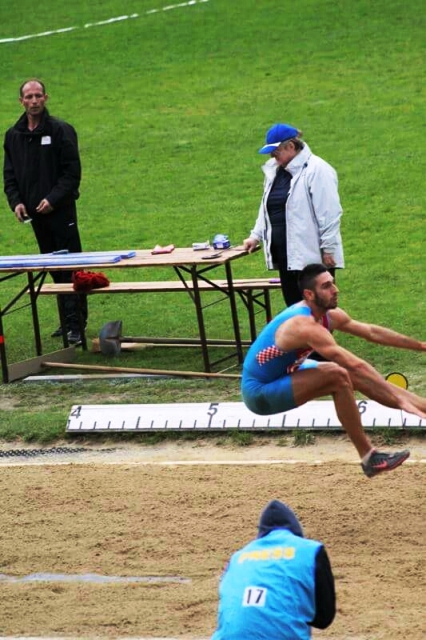 image-2a0d33514d15c0353ea25fbfc84af72e29f5d0d01815892730e34d9e25909c0a-V