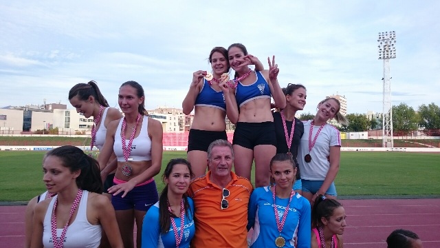 image-4a9a0eb3218aed9fdabe005b60868c5571af31161dbd5f46d67af1ebd57b2ad3-V