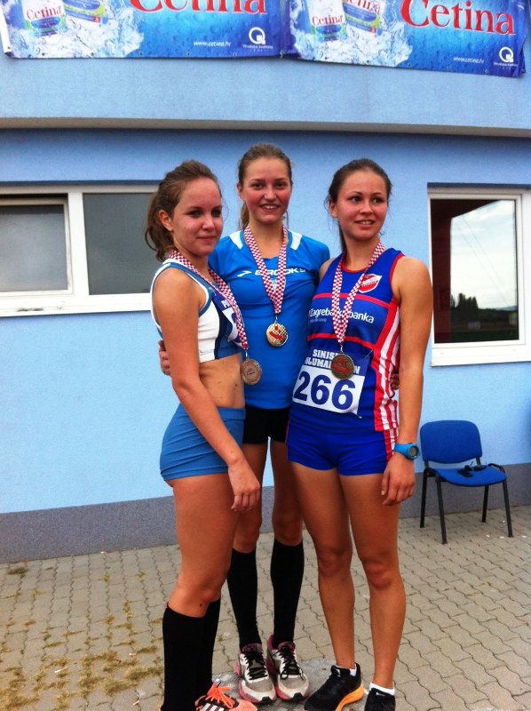 image-f482d01875f0e2c3c307005a7542277e6f1c1d6129ac63f06d38cf4e08b2e4e8-V