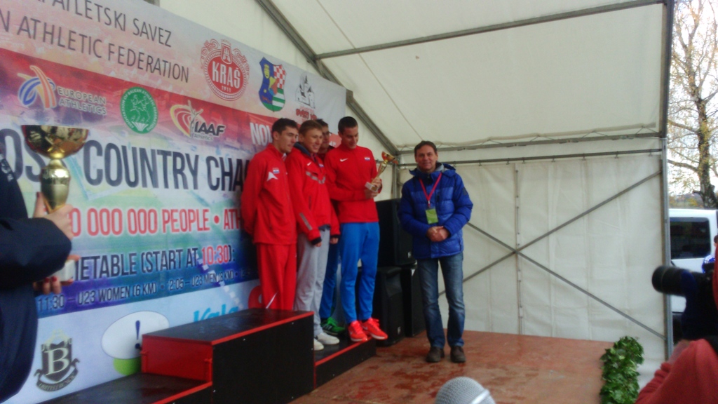 Nekadašnji prvak Balkana u krosu i na 10000m  Mladen Kršek na dodjeli