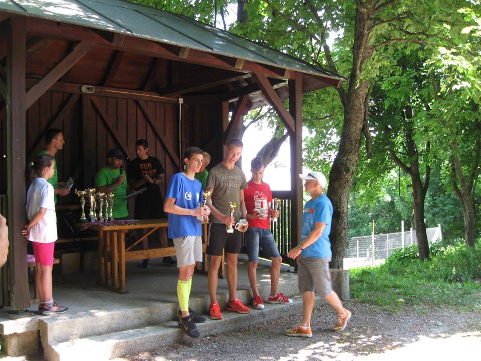 19399785_1571153352926345_6736837164059038605_n