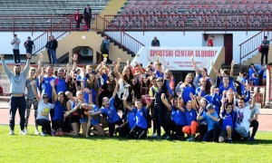 Dinamo-Hals17-728